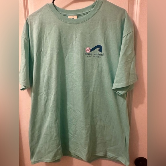 Simply Southern Aqua T-Shirt with Golden Retriever Graphic - Picture 3 of 4